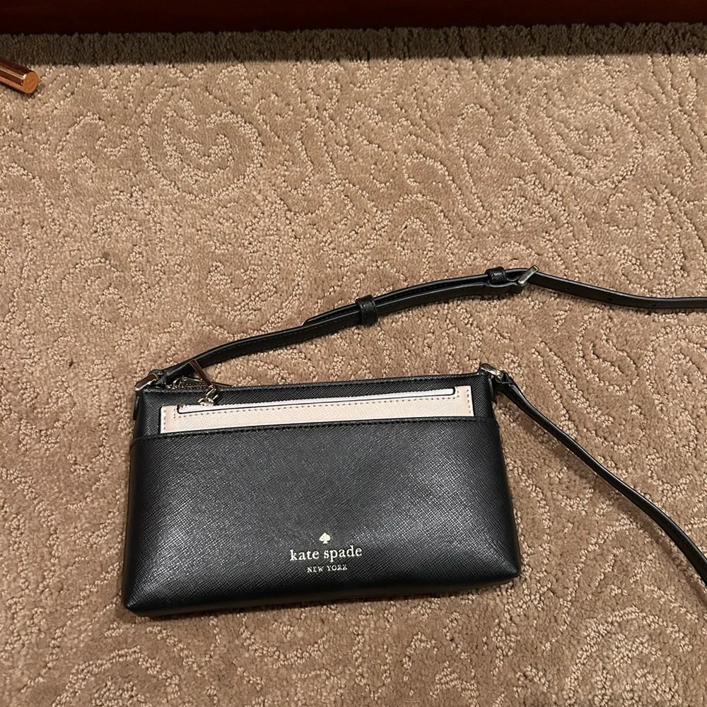 Kate Spade Crossbody with Removable Wallet - Picture 3 of 3